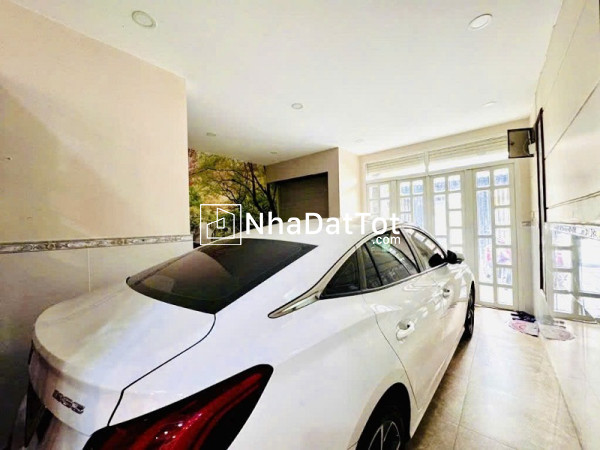 Bán nhà  hxt lê đức thọ, p15, gò vấp, 209m2, 2 tầng, ngang 10,2m, tặng hết nội thất xịn, giá rẻ