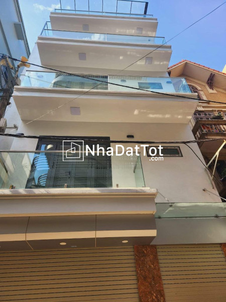 Gia đình cần b.á.n gấp nhà hoàng văn thái, thanh xuân 40m2 x 5t x mt5,6 phân lô, ô tô