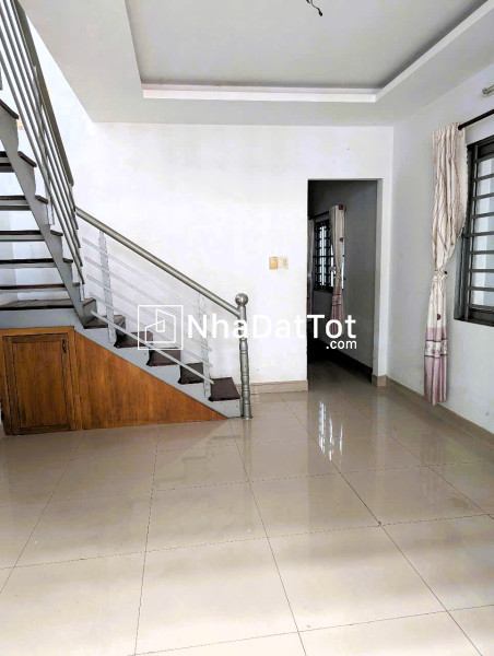 Cho thuê nhà hẻm xe hơi linh trung, 65m2, gần metro và khu công nghệ cao