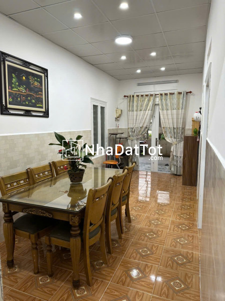 Bán nhà lê hồng phong p4 đà lạt - 2pn, sổ riêng xd, trung tâm - giá gấp 3 tỷ