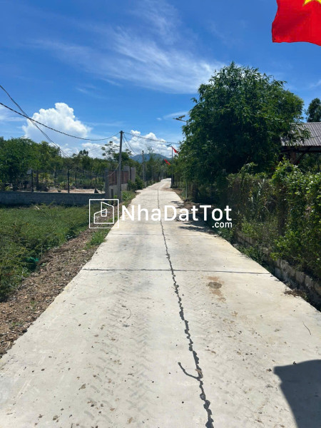 750 triệu 1600m2 đất qh đất ở tân xuân - hàm tân giá ngộp sổ riêng