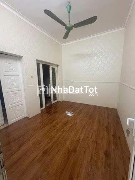 Cho thuê nhà phố đặng văn ngữ, 3 tầng x 50m2, 3 ngủ, kd spa, lớp học, vp ở hộ gia đình