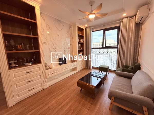 (tin thật 100%) ch lô góc 130m2 x 3pn có lốt ô tô tại az lâm viên - nội thất 1 tỷ - bc hướng đông
