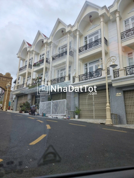 Nhà hẻm cách mạng tháng 8 giá 1 tỷ 200 triệu cách hồ xuân hương 400m