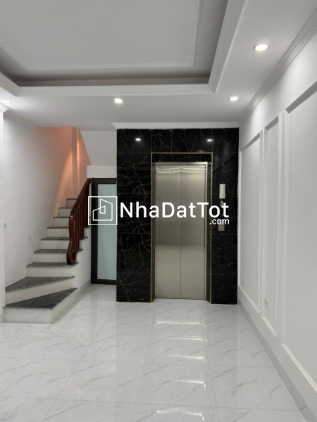 Bán nhà định công thượng, hoàng mai, gần phố, full nội thất, 41m2, 8.4 tỷ