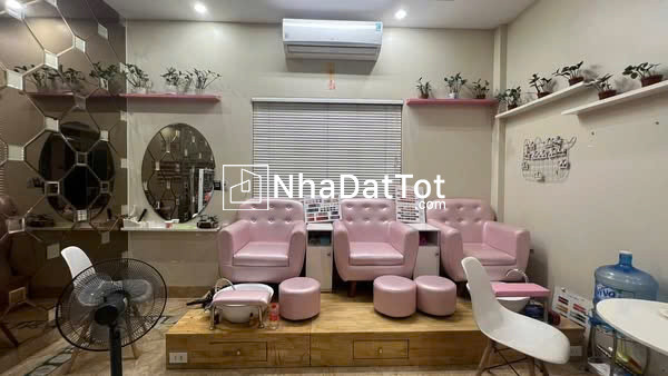 Cho thuê, sang nhượng quán nail gội tại ngõ 53 trần quốc hoàn, dịch vọng hậu
