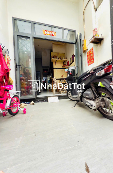 Nhà 2 tầng nở hậu l cách mt âu dương lân chỉ 50m p3q8. giá 2,88 tỷ bớt lộc