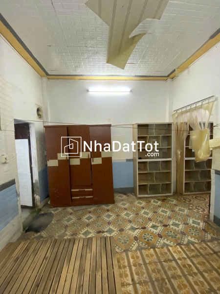 Mảnh đất đội cấn - vị trí đẹp diện tích 35m2 c4 mặt tiền 4m giá 7.6 tỷ