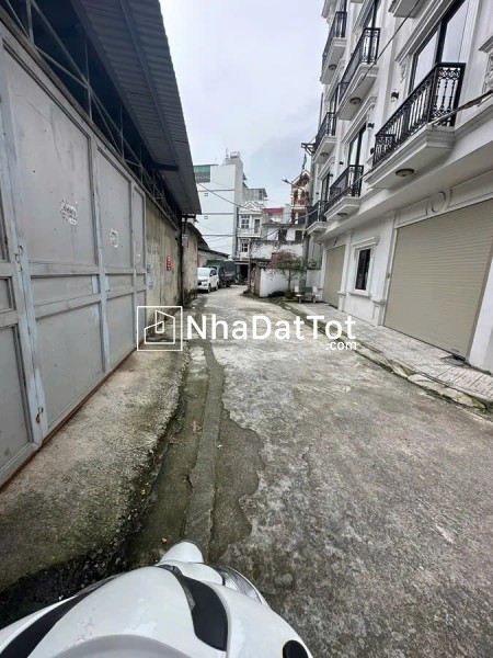Hiếm mảnh đất cực đẹp ô tô vào đất quay đầu phố ngô gia tự 65m2 mặt tiền 5m, 8.5 tỷ.