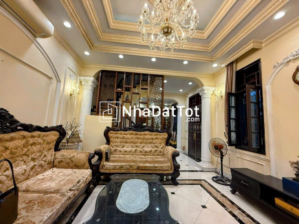 Mặt phố quan nhân kinh doanh - thang máy dt 84m2 5 tầng mặt tiền 5m giá 32tỷ