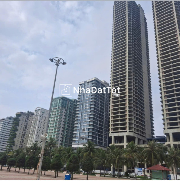 + đất diện tích rộng, biển nguyễn tất thành, đối diện khu phức hợp của vũ nhôm và bãi tắm thanh