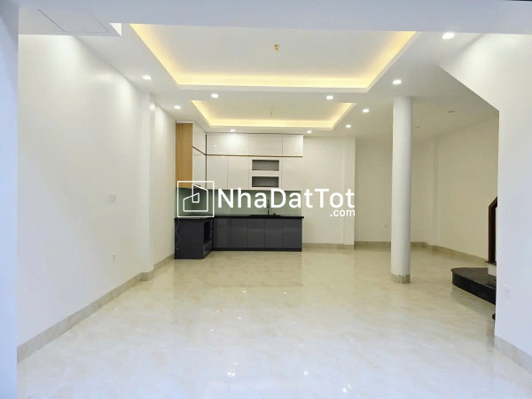 Nahf mặt phố kinh doanh nhỏ nguyễn văn linh 26m2 x 4 tầng,4.68 tỷ.
