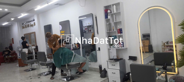 Sang nhượng cửa hàng tóc và spa hoặc cho thuê mặt bằng kinh doanh