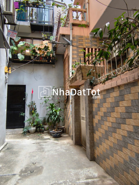 Giá đầu tư – nhà siêu đẹp gần linh lang, kim mã thượng – chỉ nhỉnh 10 tỷ!