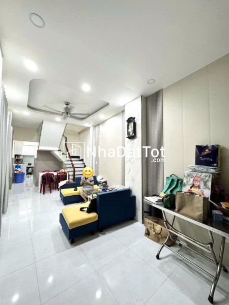 Bán nhà mt đường nguyễn thanh tuyền, p2, tân bình (4x17) 11 tỷ