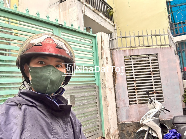 Bán nhà 5 tầng, 98m2, đoàn văn bơ, quận 4 - giá 10.8 tỷ - sổ hồng chính chủ
