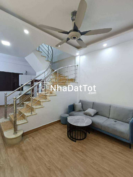 Cạnh times city, nhà đẹp lô góc 2 mặt thoáng, gần phố nhỉnh 6 tỷ