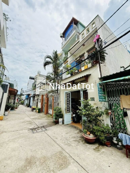 Không  căn 2 - giáp tân phú - lê văn quới - nhà mới đẹp 4 tầng - 5pn chỉ nhỉnh 5