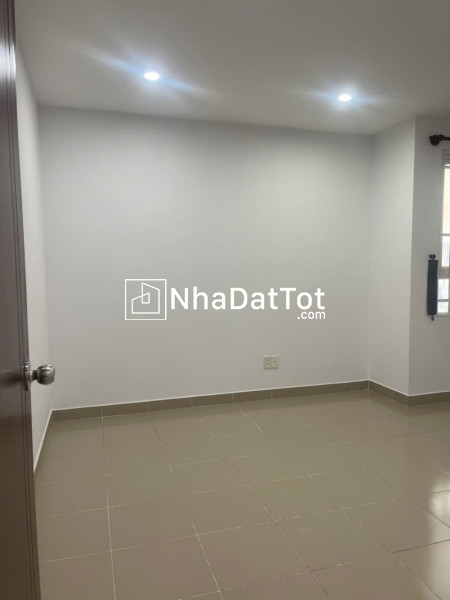 Bán gấp căn hộ cao ốc thịnh vượng - mặt tiền nguyễn duy trinh