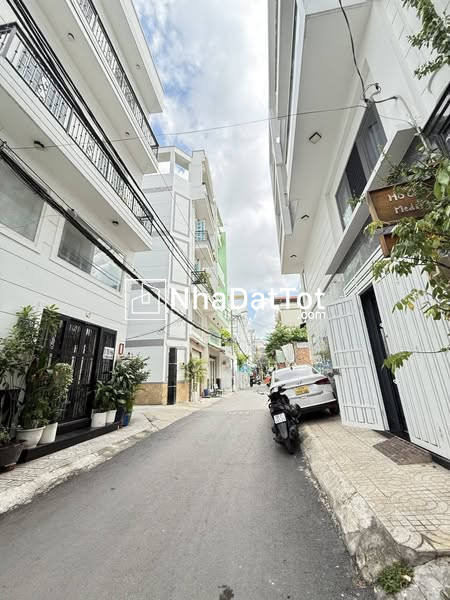 Tòa nhà chdv đường nơ trang long quận bình thạnh phường 7.
