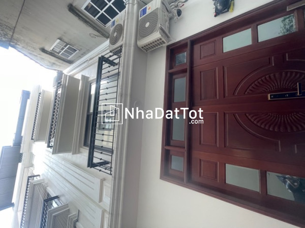 Chính chủ cần bán căn nhà 4 tầng 1 tum tại bình minh, gia lâm. ô tô đỗ cửa, nhỉnh 4 tỷ.