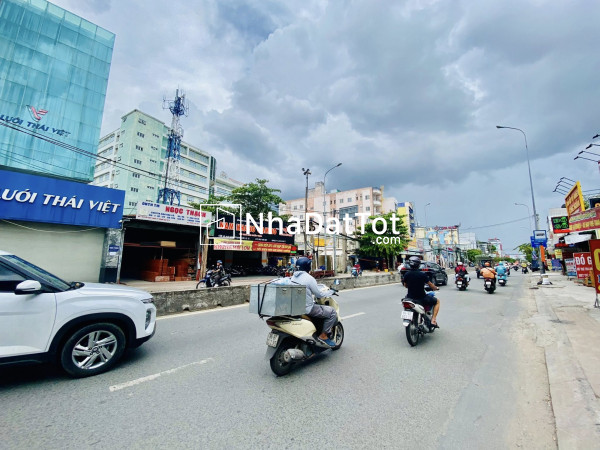 Bán nhà mặt tiền hà huy giáp - nói nguyễn oanh, 8x30m, 2 tầng, cho thuê 40 tr, chào 33 tỷ.
