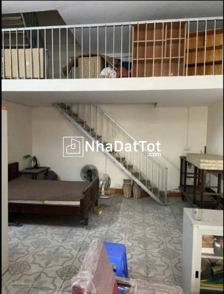 Cho thuê nhà ngõ quỳnh, 3 tầng x 60m2 + 1 gác xép 8 triệu ở gia đình, nhóm 4 người