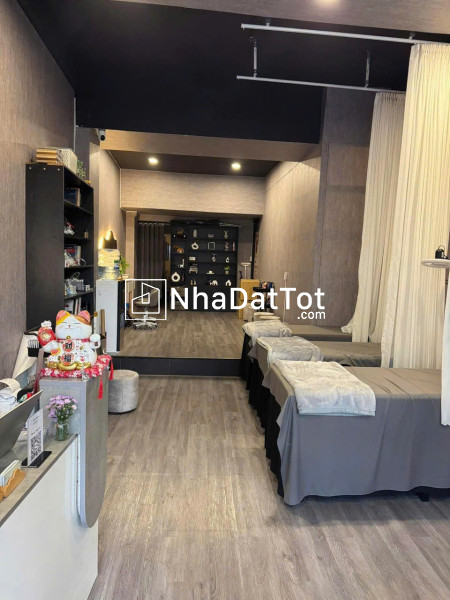 Mình cần sang nhượng mặt bằng giá tốt khu nguyễn cư trinh - quận 1