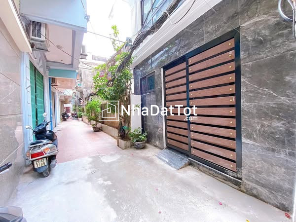 Gà đẻ trứng vàng-thái hà (trung liệt) 51/56m, 7tầng thang máy,mt 4.6m 17.9 tỷ
