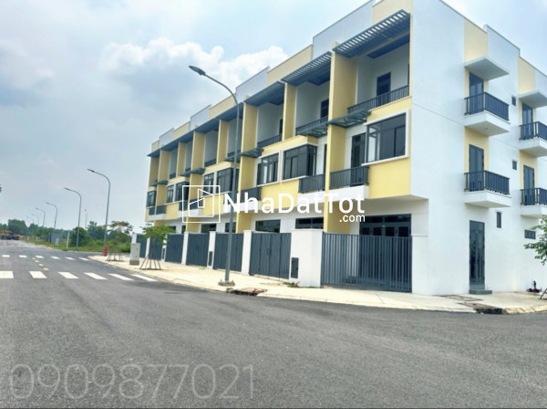 Mua nhanh kẻo lở - chỉ vốn 240 triệu sở hữu nhà đẹp rẻ tại trãng bàng tây ninh